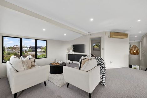 Photo of property in 1 Motiti Road, Papamoa Beach, Papamoa, 3118