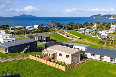 Photo of property in 5 Blue Moon Rise, Langs Beach, 0582