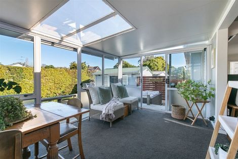 Photo of property in 43 Sylvia Road, Hillcrest, Auckland, 0627