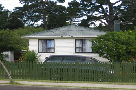 Photo of property in 17 Margate Road, Blockhouse Bay, Auckland, 0600