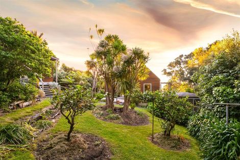 Photo of property in 28 Edwin Mitchelson Road, Muriwai, Waimauku, 0881