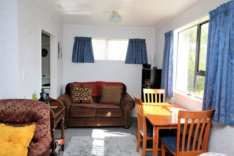 Photo of property in 81 Fergusson Street, Woodville, 4920