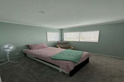 Photo of property in 59 William Wallbank Crescent, Swanson, Auckland, 0614