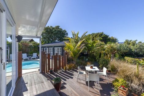 Photo of property in 12-14 Douglas Street, Paraparaumu Beach, Paraparaumu, 5032