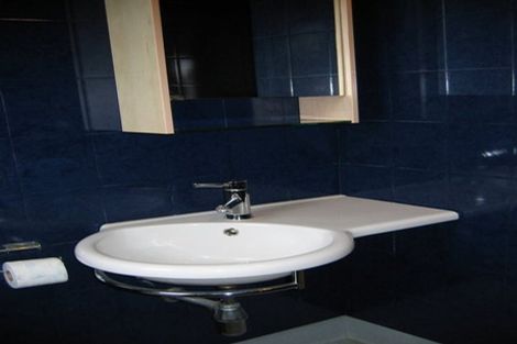 Photo of property in 16 Freyberg Street, Roslyn, Palmerston North, 4414