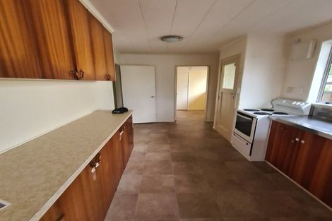 Photo of property in 15 Gillespies Road, Birchville, Upper Hutt, 5018