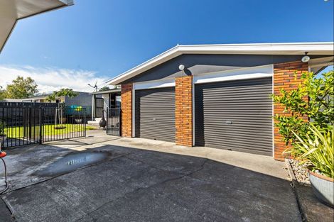 Photo of property in 16 Lockhart Avenue, Milson, Palmerston North, 4414