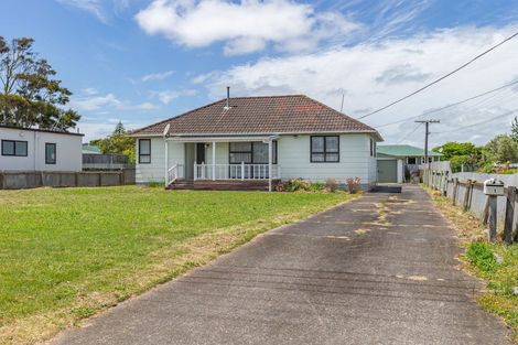 Photo of property in 1 Gladstone Street, Foxton, 4814