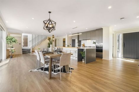 Photo of property in 15 Kemble Place, Flagstaff, Hamilton, 3210