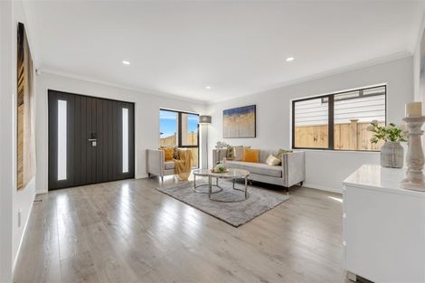 Photo of property in 4 Glann Lane, Flat Bush, Auckland, 2019