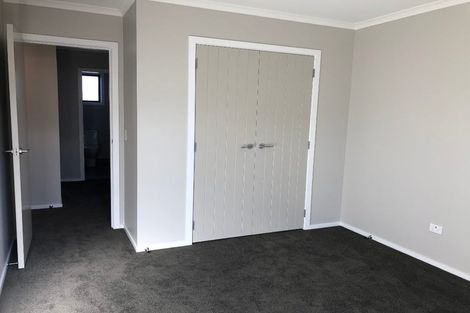 Photo of property in 1 Pohe Street, Waikanae, 5036