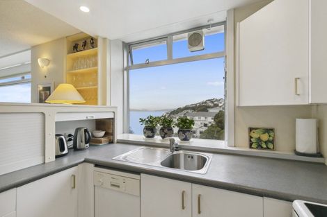 Photo of property in Jerningham Apartments, 20 Oriental Terrace, Oriental Bay, Wellington, 6011