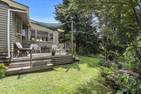 Photo of property in 64 Paparoa Station Road, Paparoa, 0571
