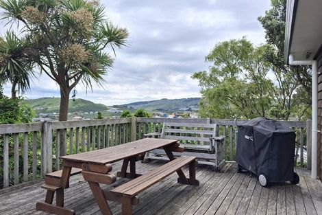 Photo of property in 7 Ridley Green, Churton Park, Wellington, 6037