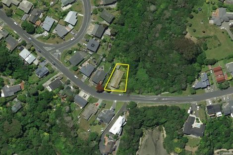 Photo of property in 27a Penryn Drive, Camborne, Porirua, 5026