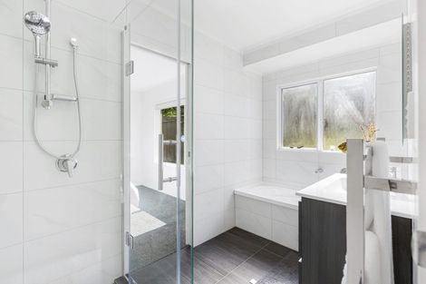 Photo of property in 46 Patts Avenue, Glendene, Auckland, 0602