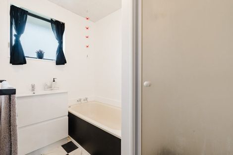 Photo of property in 12a Flemington Place, Nawton, Hamilton, 3200