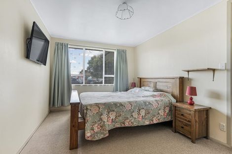 Photo of property in 10 Perry Place, Bader, Hamilton, 3206