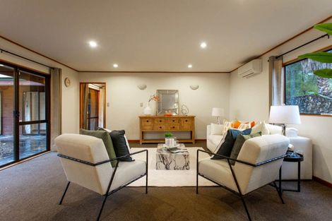 Photo of property in 1214 East Coast Road, Redvale, Albany, 0794