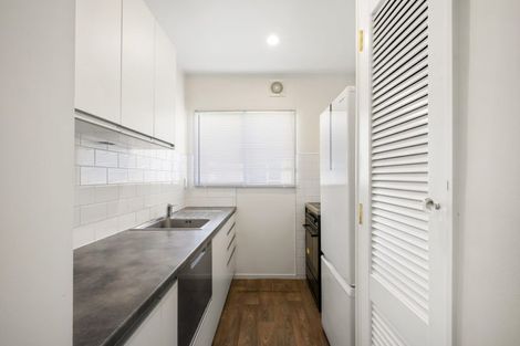 Photo of property in 2 Overtoun Terrace, Hataitai, Wellington, 6021