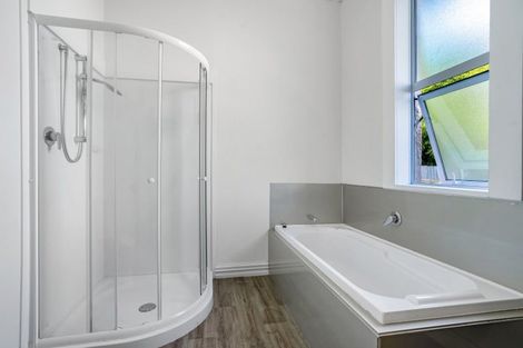 Photo of property in 9 Prince Street, Winton, 9720