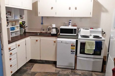 Photo of property in 42 Wharfe Street, South Hill, Oamaru, 9400