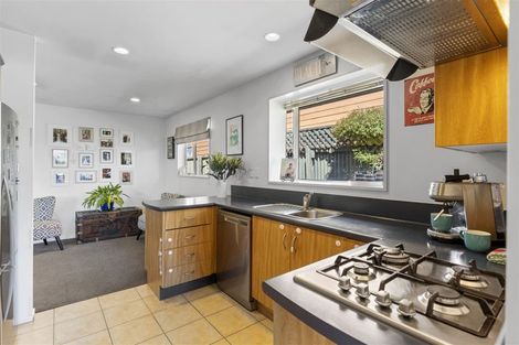 Photo of property in 38 Beach Road, North New Brighton, Christchurch, 8083