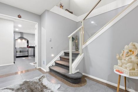 Photo of property in 28 Malahide Drive, Flat Bush, Auckland, 2019