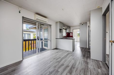 Photo of property in 42 Beaufort Place, Papatoetoe, Auckland, 2025