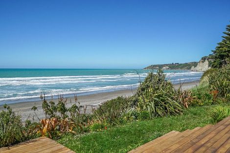 Photo of property in 23 Moody Street, Gore Bay, Cheviot, 7383