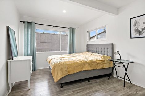 Photo of property in 13 Bodi Place, Te Atatu South, Auckland, 0610