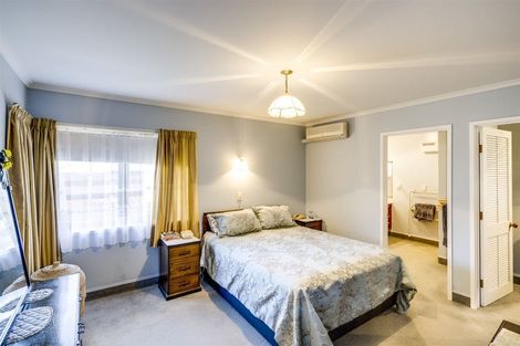 Photo of property in 32 Kotuku Place, Taradale, Napier, 4112