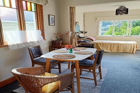 Photo of property in 26 Clarence Street, Brooklyn, Wellington, 6021