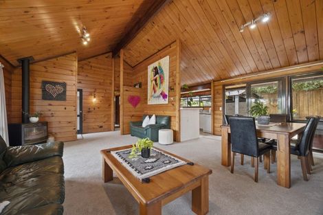 Photo of property in 10 Utuhina Road, Springfield, Rotorua, 3015