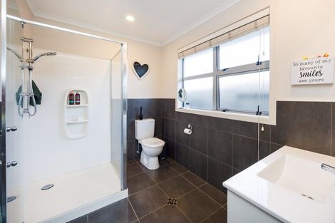 Photo of property in 49 Rodeo Drive, Kelvin Grove, Palmerston North, 4414