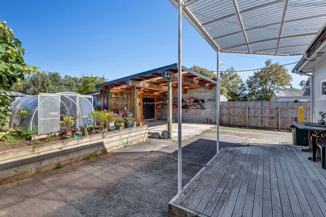 Photo of property in 10 William Street, Marton, 4710