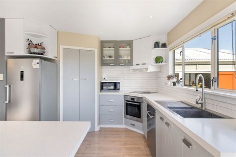 Photo of property in 215 Barrington Street, Somerfield, Christchurch, 8024