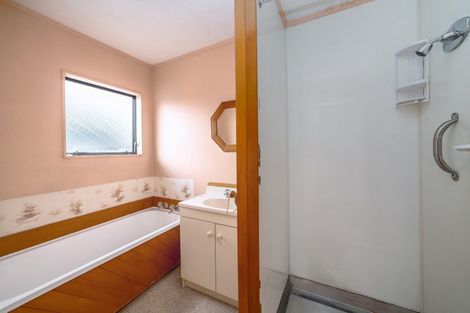 Photo of property in 13 South Road, Kuripuni, Masterton, 5810