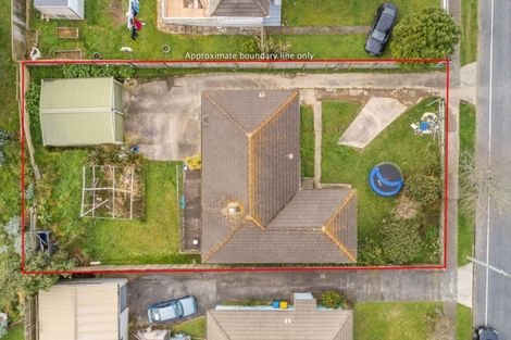 Photo of property in 31 Driver Crescent, Cannons Creek, Porirua, 5024