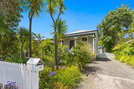 Photo of property in 15 Pomare Road, Russell, 0202