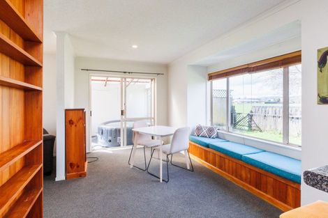 Photo of property in 119 John F Kennedy Drive, Milson, Palmerston North, 4414