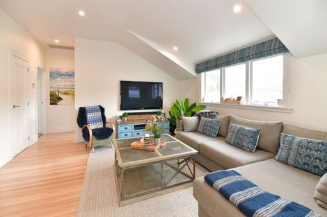 Photo of property in 103 The Esplanade, Manly, Whangaparaoa, 0930