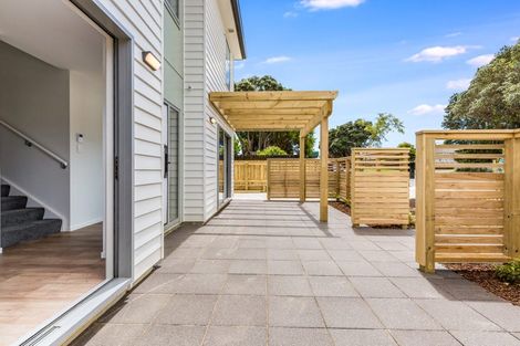 Photo of property in 1/12 Mana Avenue, Titahi Bay, Porirua, 5022