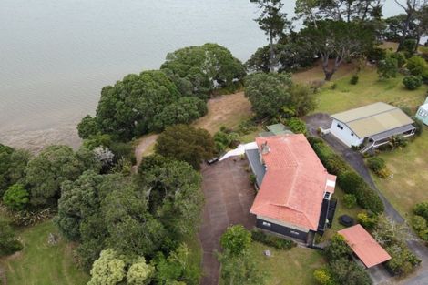 Photo of property in 1 Cliff Lane, Glenbrook, Waiuku, 2681