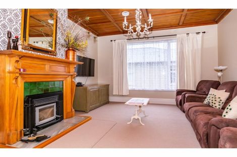 Photo of property in 290 Church Street, West End, Timaru, 7910