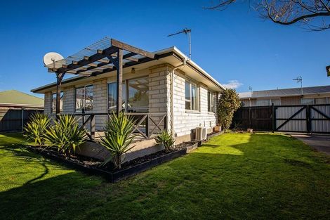 Photo of property in 3/443b Main South Road, Hornby, Christchurch, 8042