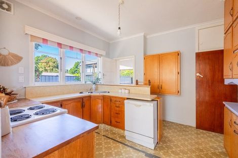 Photo of property in 1-1a Mckenzie Avenue, Marewa, Napier, 4110