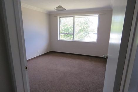 Photo of property in 24 Camberwell Place, Avonhead, Christchurch, 8042