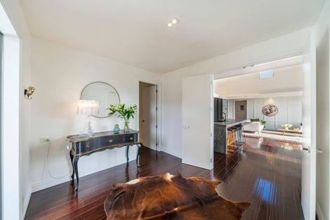 Photo of property in 5 Helm Place, Whitby, Porirua, 5024