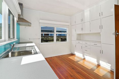 Photo of property in 1 Rotoiti Street, Tahunanui, Nelson, 7011